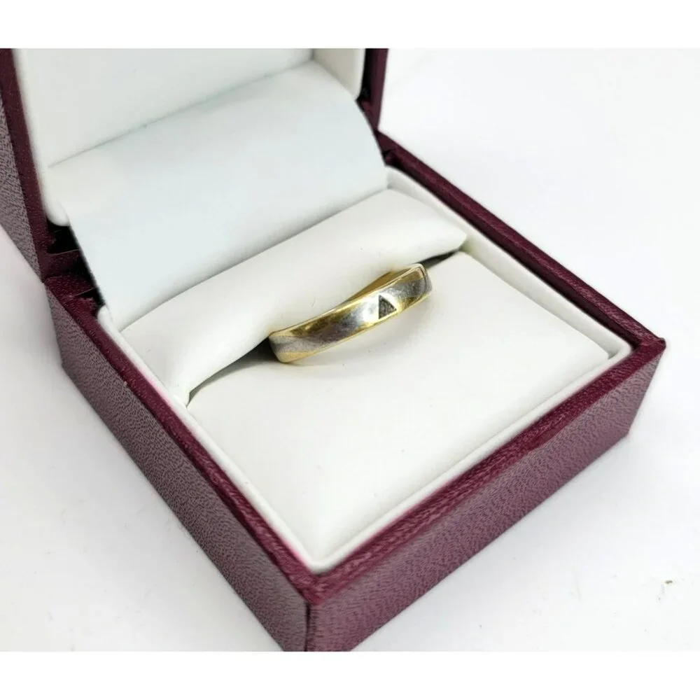 18k Yellow Gold and 950 White Platinum Wave Ring with Triangle Diamond CT3
